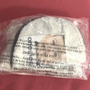 Baby caps and mittens